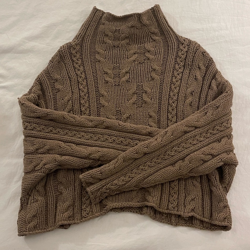 Free People tan cropped Chunky Sweater